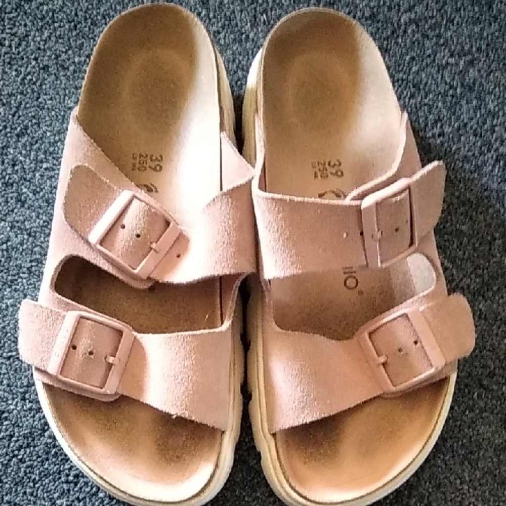 Papillio Arizona Chunky Birkenstock Women Sandals in Soft Pink Fits Aa Sz 8